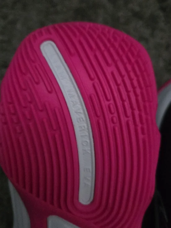 Giannis Immortality 4 GS 6Y Pink And Black Basketball Sneakers New 042026 - Picture 5 of 8